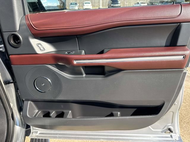 Used 2024 Ford Expedition Max Limited image 18