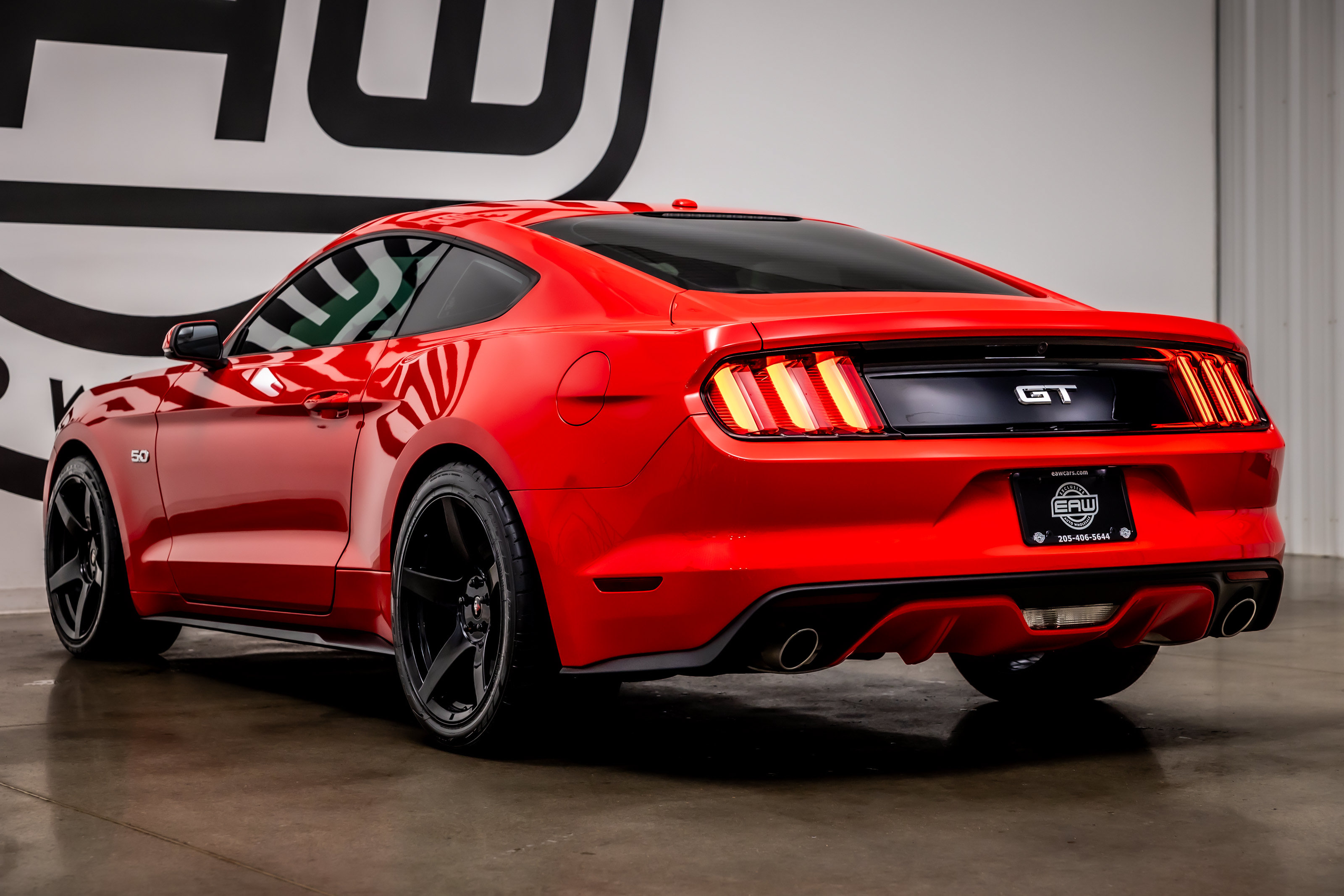 Used 2017 Ford Mustang GT Premium RWD image 31