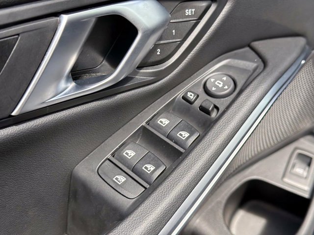 Used 2025 BMW 330i 330i image 16