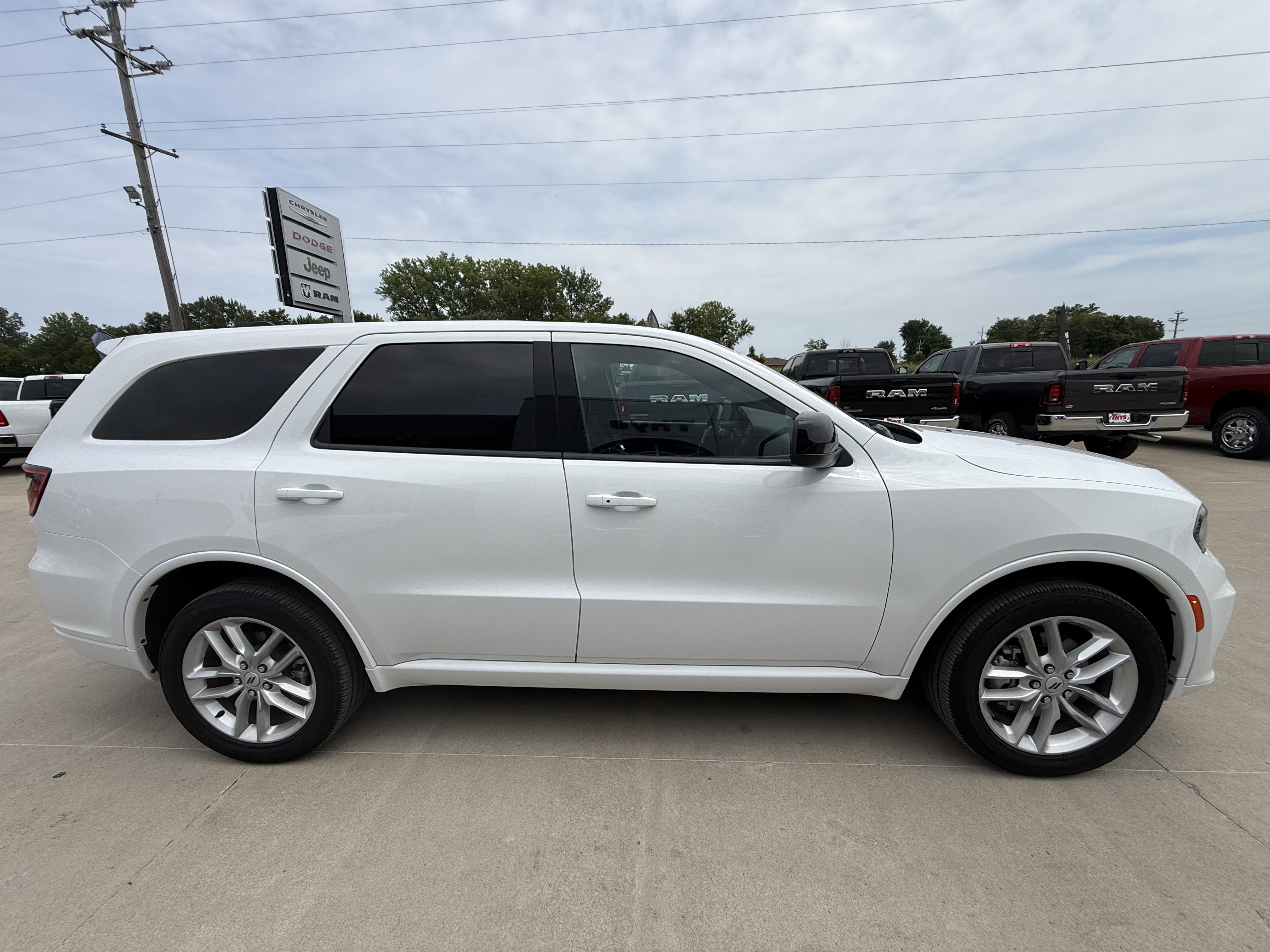Used 2025 Dodge Durango GT w/ Trailer Tow Group IV AWD/4WD image 36
