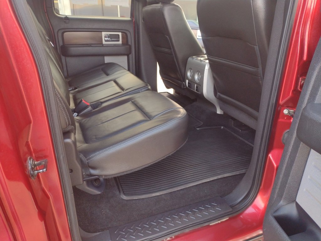 Used 2013 Ford F150 Lariat w/ Lariat Chrome Pkg image 27