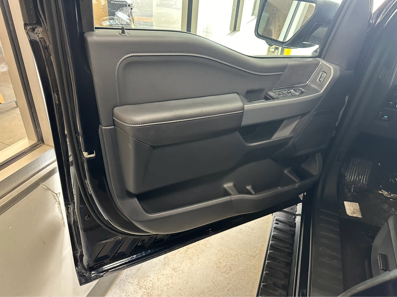 New 2026 Ford F150 XLT w/ Equipment Group 302A MID image 13