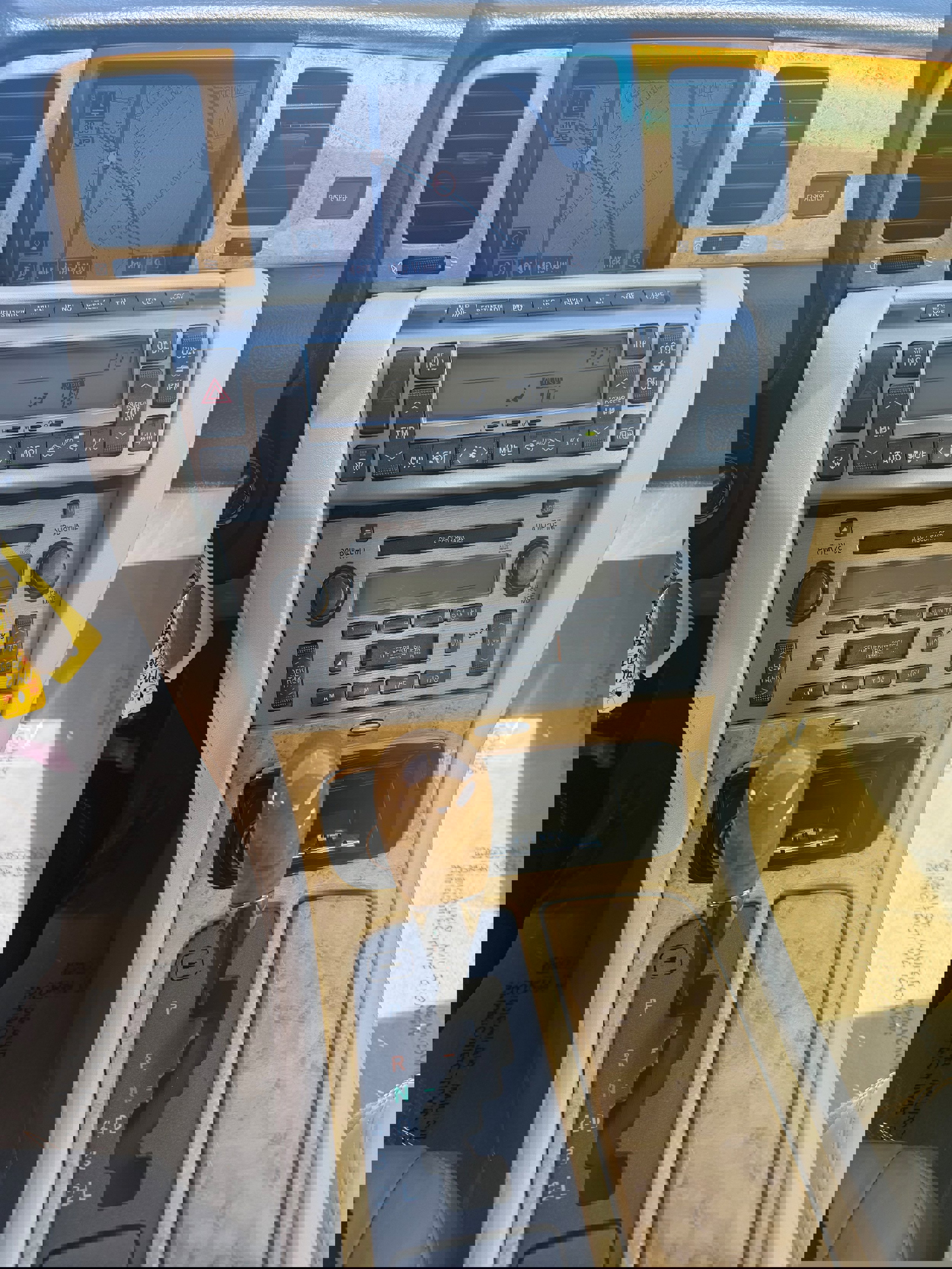 Used 2005 Lexus SC 430 Convertible image 4