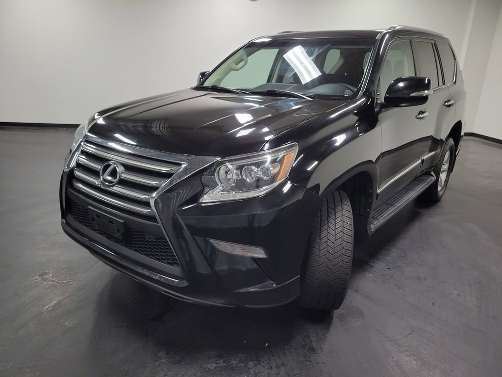 Used 2019 Lexus GX 460 image 4