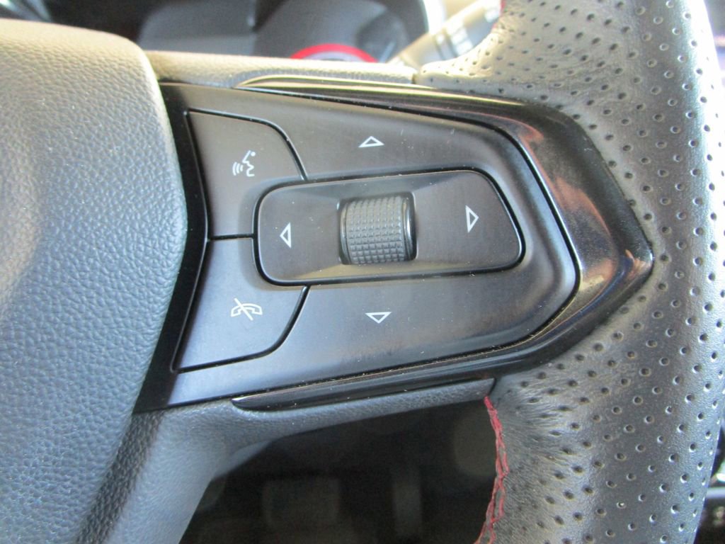 Used 2022 Chevrolet TrailBlazer RS w/ Sun and Liftgate Package image 32