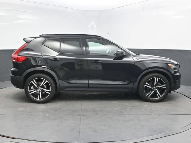 Used 2019 Volvo XC40 T5 R-Design AWD/4WD image 9