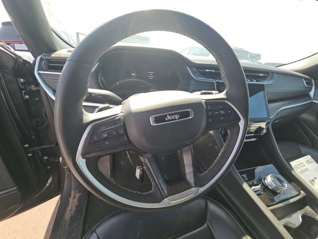 Used 2024 Jeep Grand Cherokee L Limited w/ Luxury Tech Group II AWD/4WD image 8
