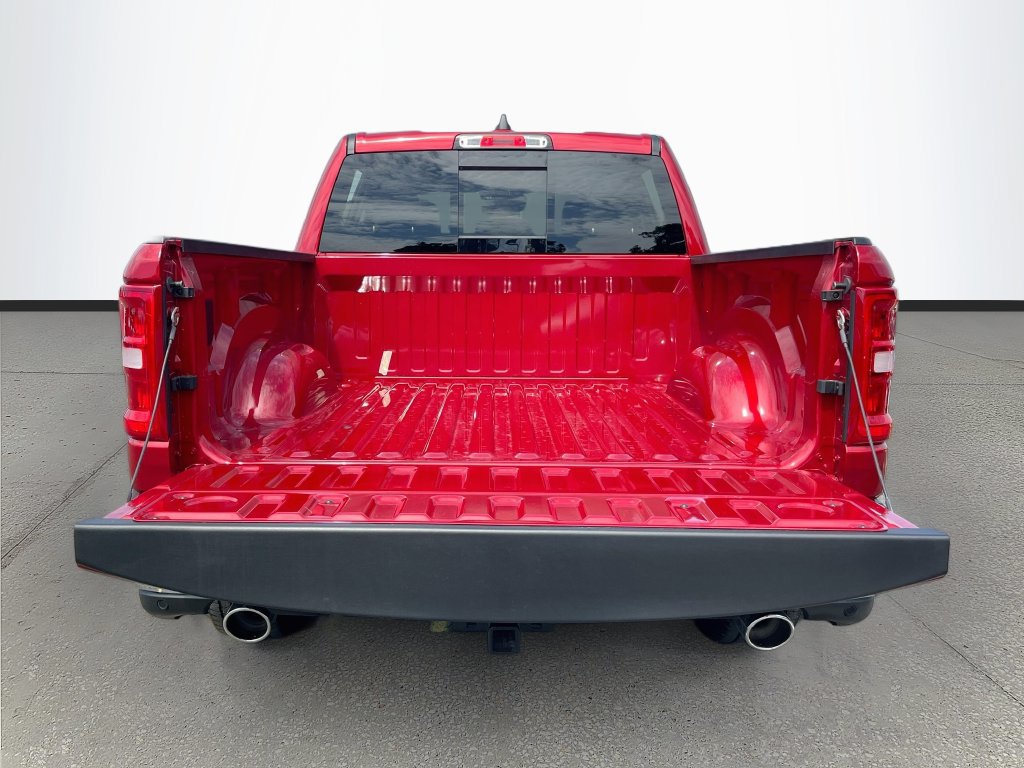 New 2026 RAM 1500 Laramie AWD/4WD image 22