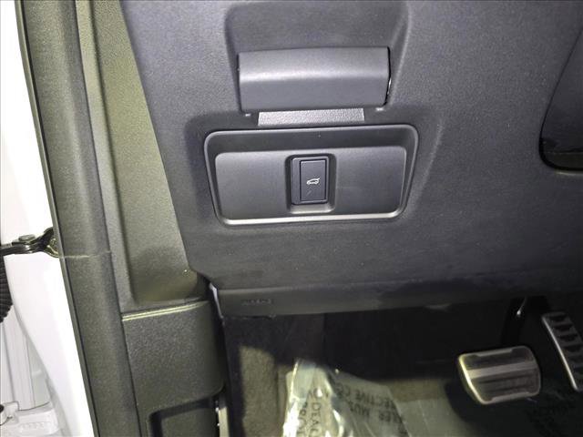 Used 2024 Land Rover Discovery Sport Dynamic SE image 26