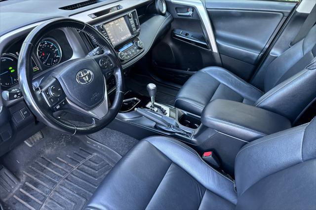 Certified 2018 Toyota RAV4 Limited w/ Advanced Technology Package image 11