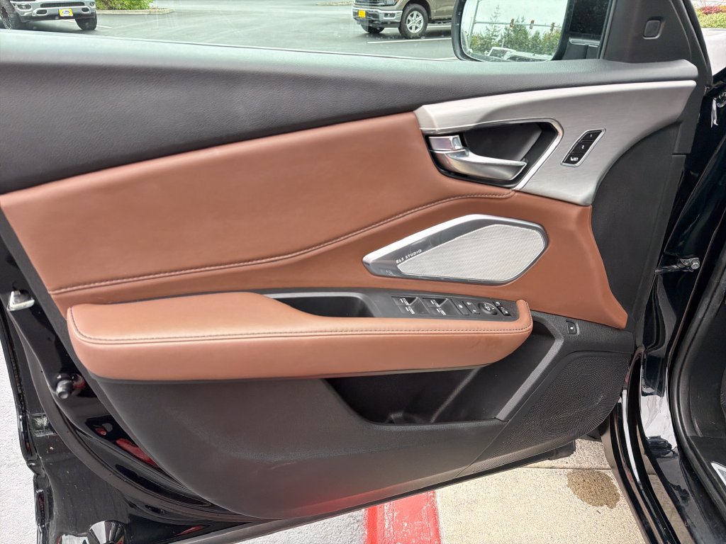 Used 2019 Acura RDX w/ Advance Package AWD/4WD image 10
