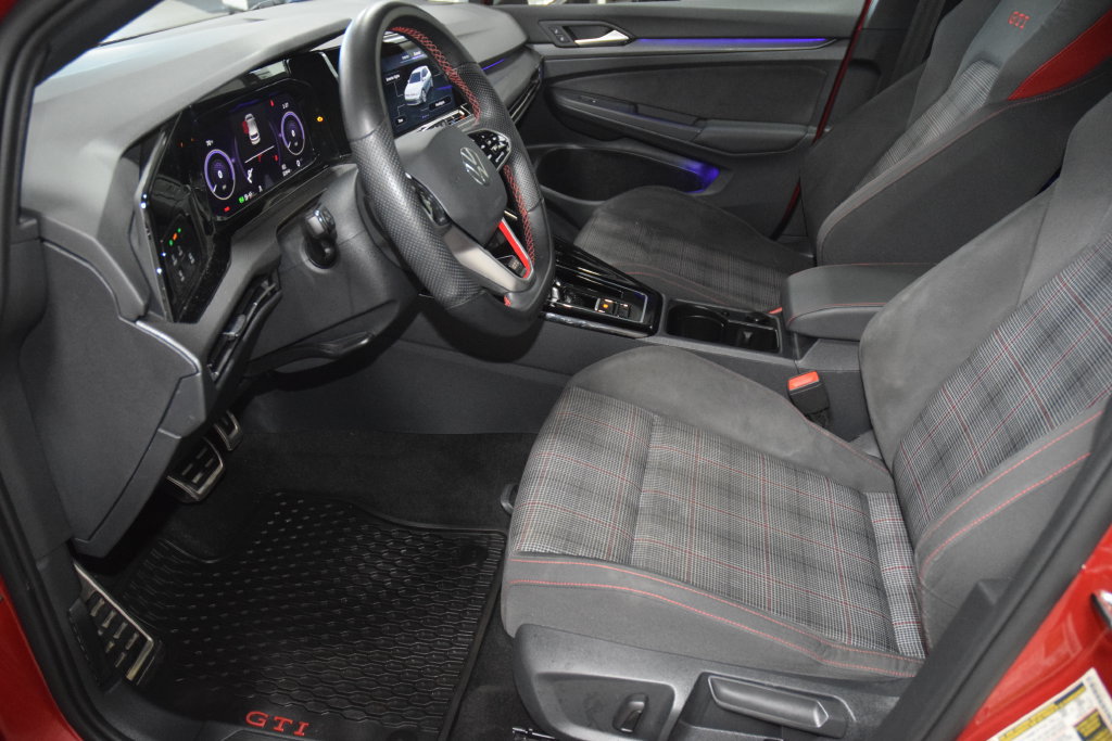 Used 2024 Volkswagen GTI SE FWD image 37