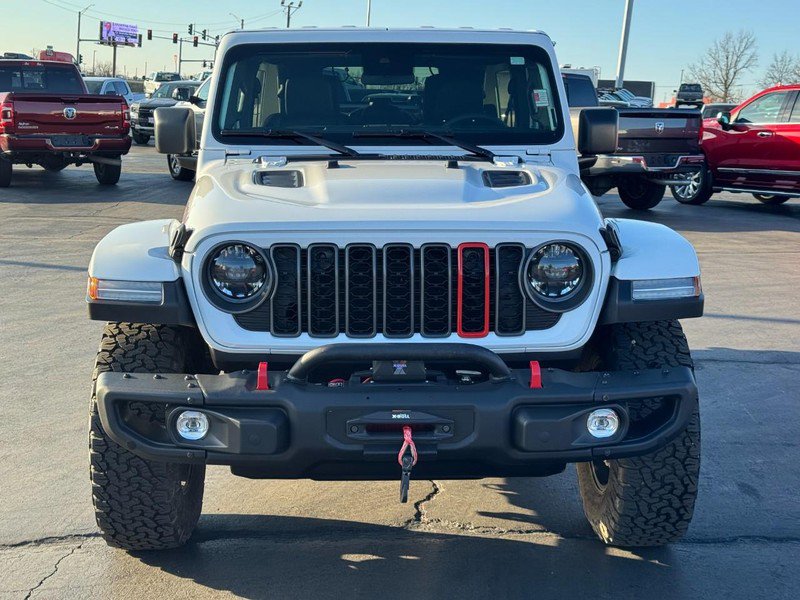 Used 2025 Jeep Wrangler Unlimited Rubicon image 9