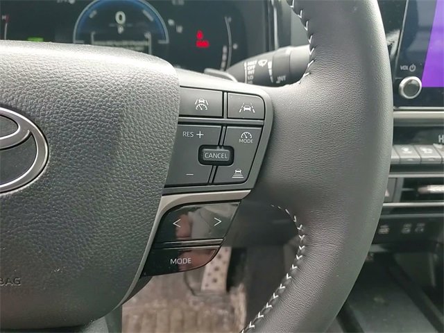 Certified 2025 Toyota Camry SE image 14