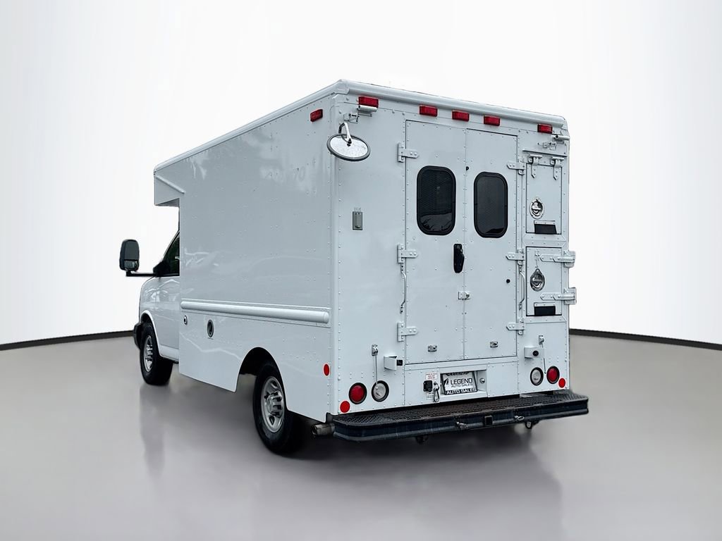 Used 2008 Chevrolet Express 3500 RWD image 6