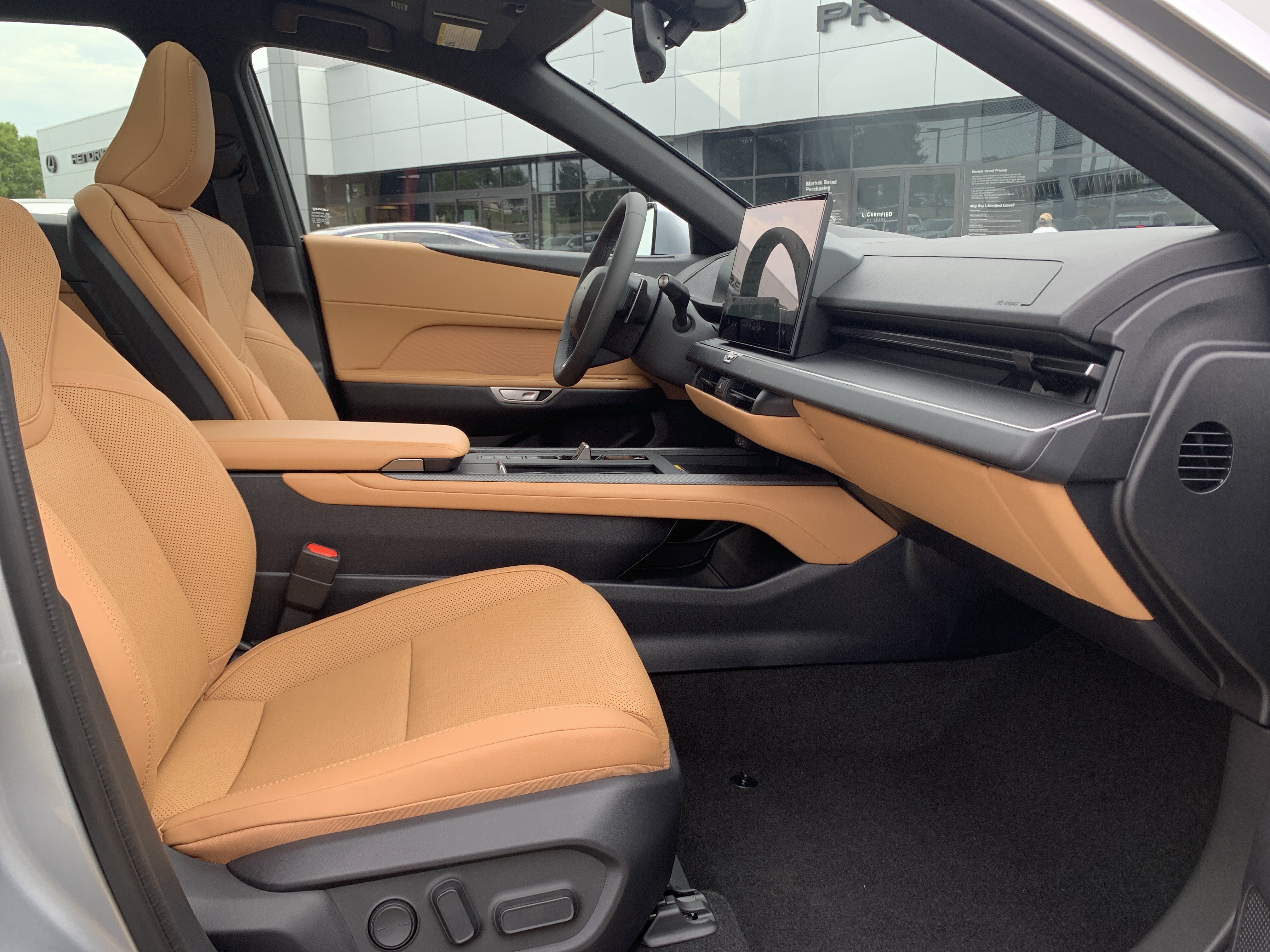Used 2026 Lexus ES 350h w/ Convenience Package FWD image 35