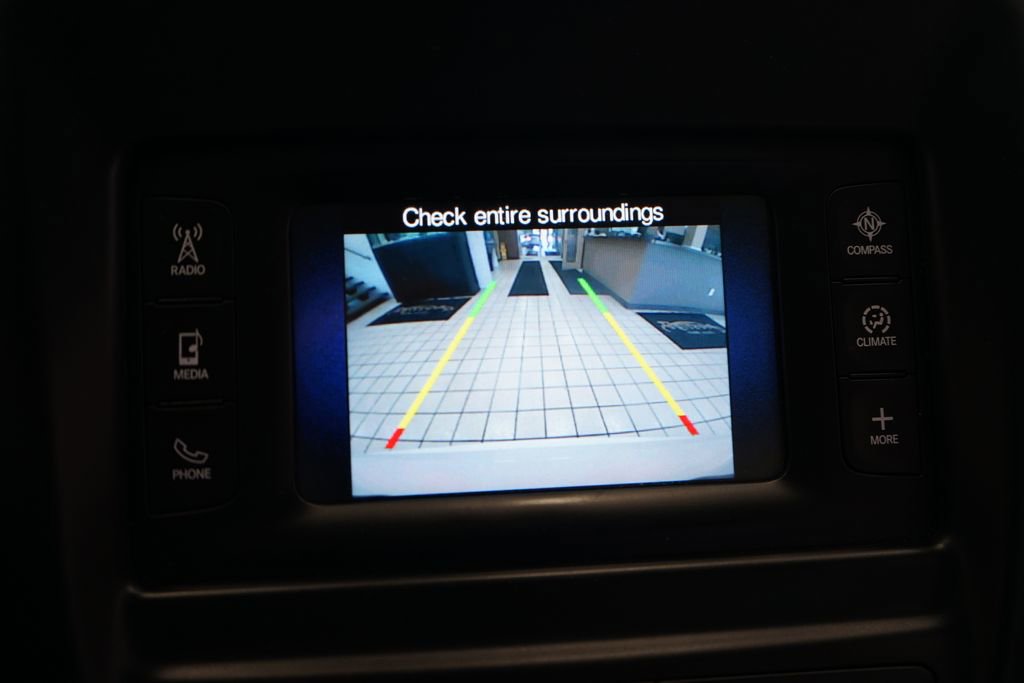Used 2015 Chrysler 200 Limited w/ Convenience Group FWD image 8