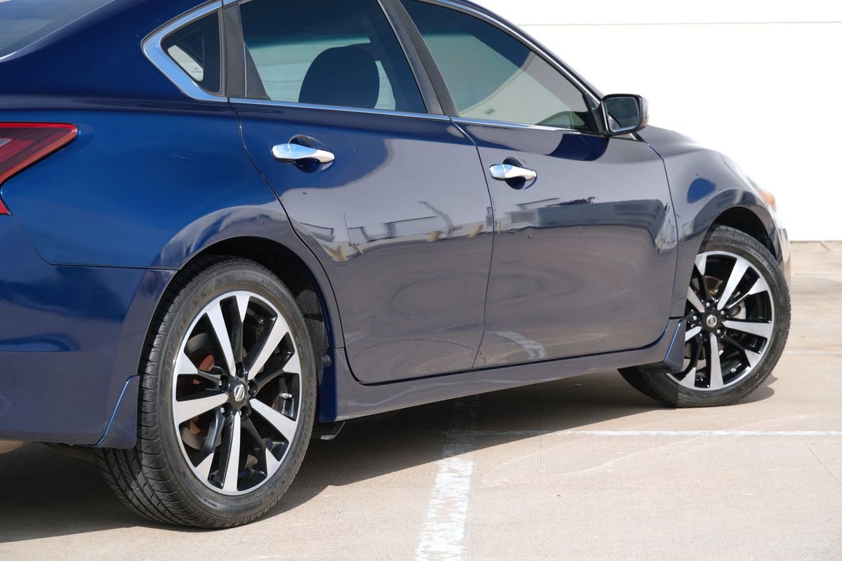 Used 2018 Nissan Altima 2.5 SR FWD image 33