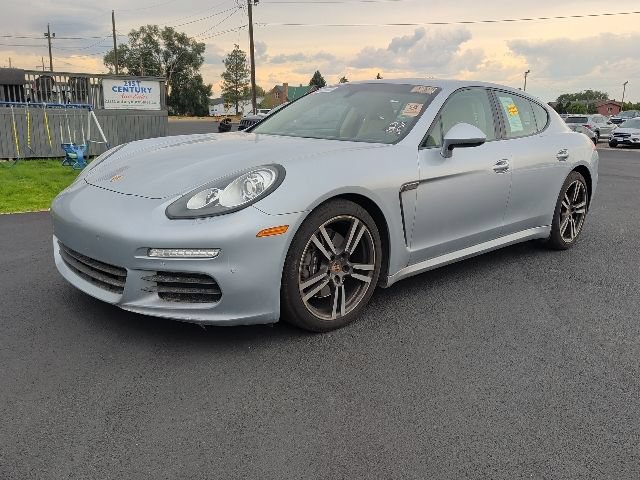 Used 2014 Porsche Panamera RWD image 1