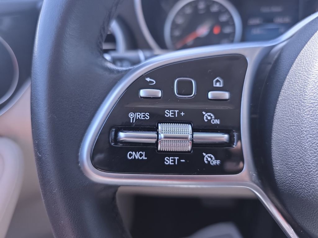 Used 2022 Mercedes-Benz GLC 300 image 19