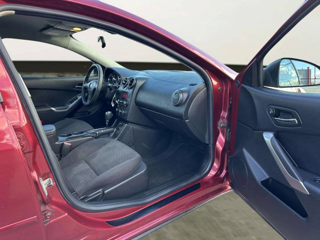 Used 2008 Pontiac G6 Value Leader FWD image 18