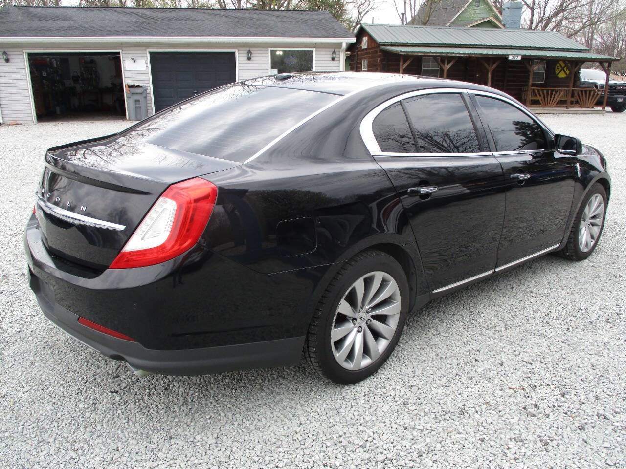 Used 2016 Lincoln MKS AWD w/ Equipment Group 101A image 5