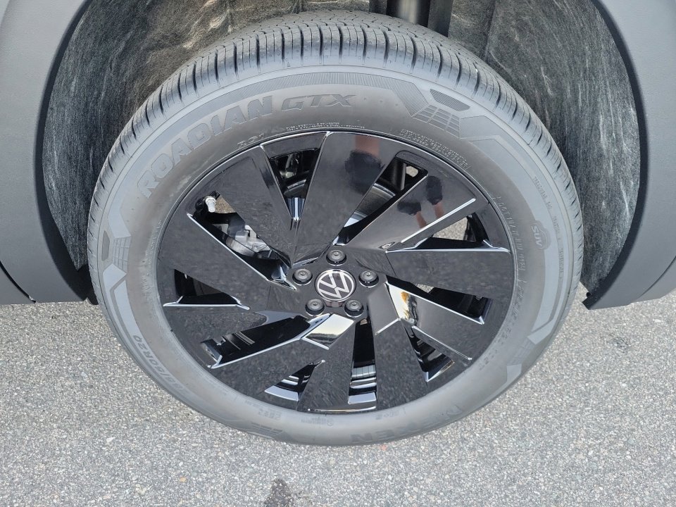 New 2026 Volkswagen Atlas SE image 27