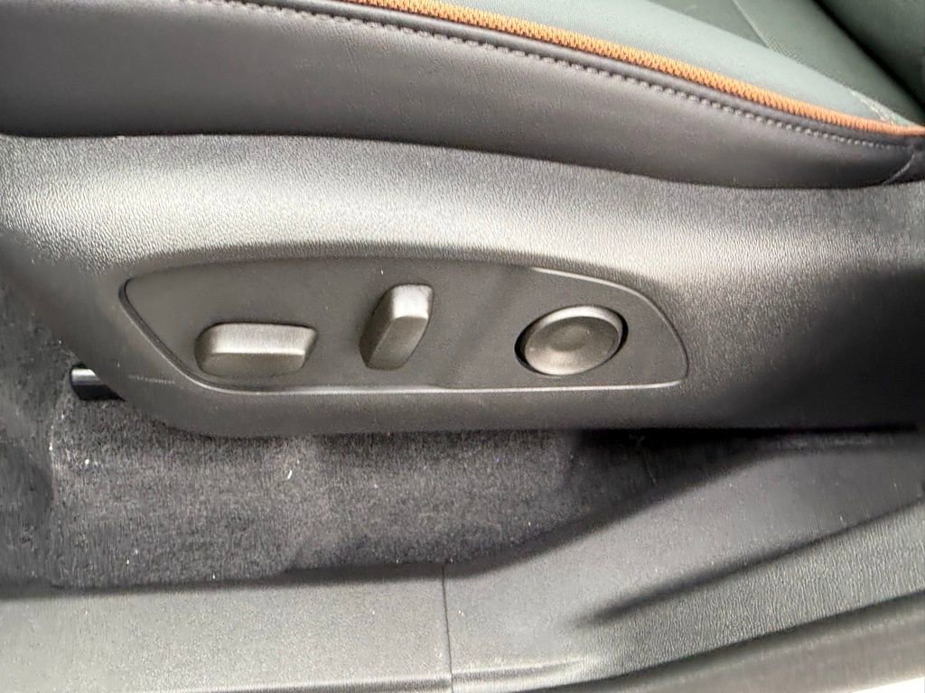 New 2026 GMC Acadia AT4 image 11