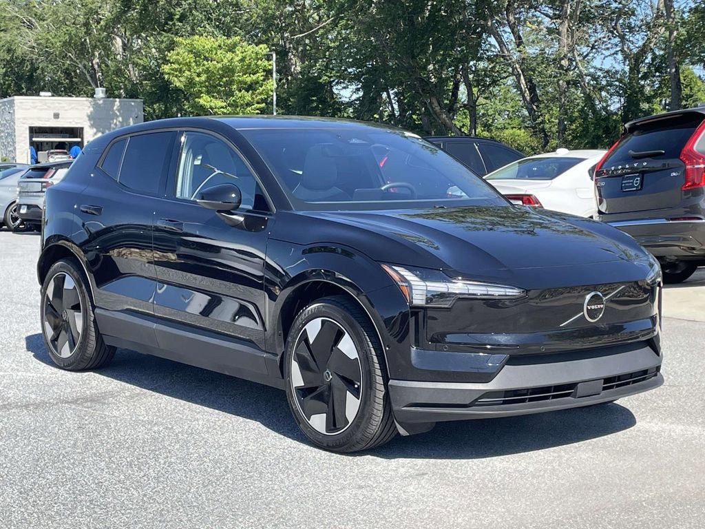 Used 2025 Volvo EX30 Ultra w/ Protection Package Premier