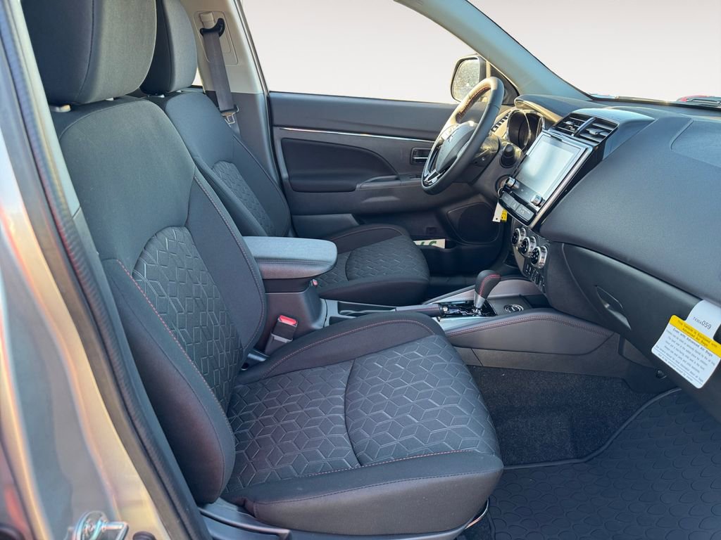 New 2026 Mitsubishi Outlander Sport LE image 15