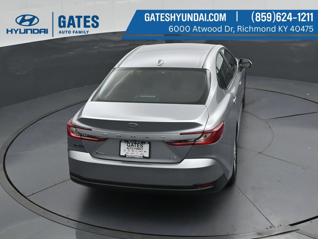 Used 2025 Toyota Camry LE FWD image 44