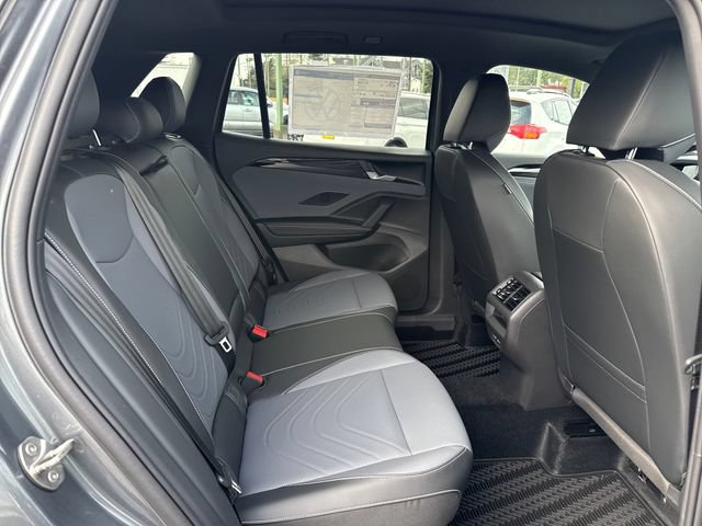 New 2026 Volkswagen Tiguan SE R-Line AWD/4WD image 11