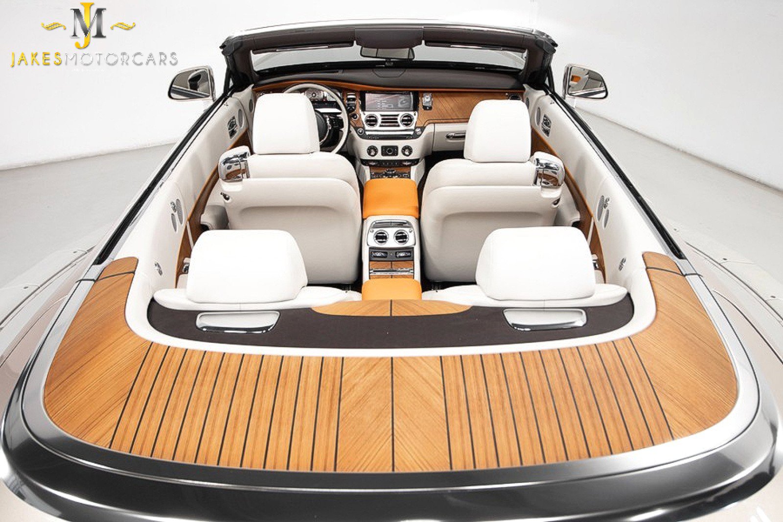 Used 2019 Rolls-Royce Dawn image 10