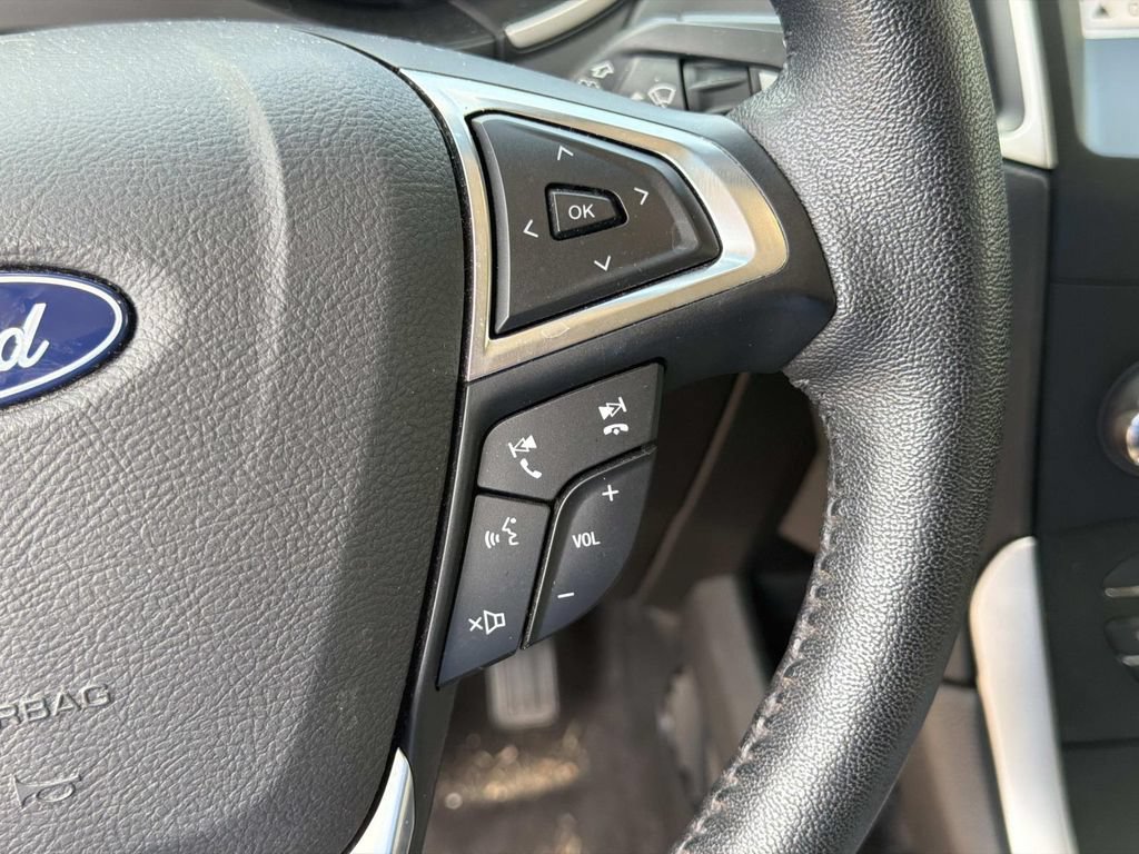 Used 2019 Ford Edge SEL w/ Equipment Group 201A FWD image 23
