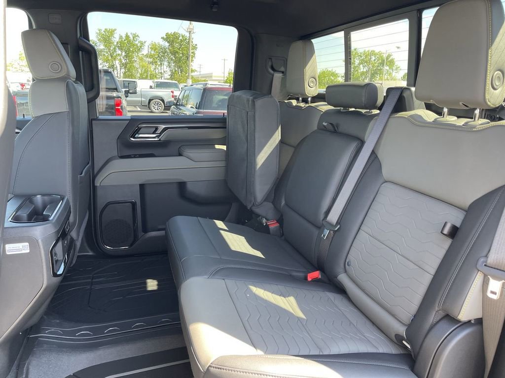New 2026 Chevrolet Silverado 2500 ZR2 w/ LPO, Dark Essentials Package AWD/4WD image 22
