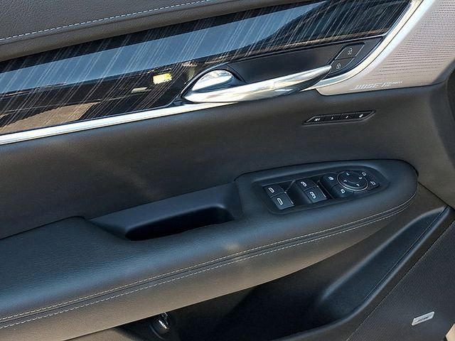 Used 2024 Cadillac XT6 Premium Luxury image 12