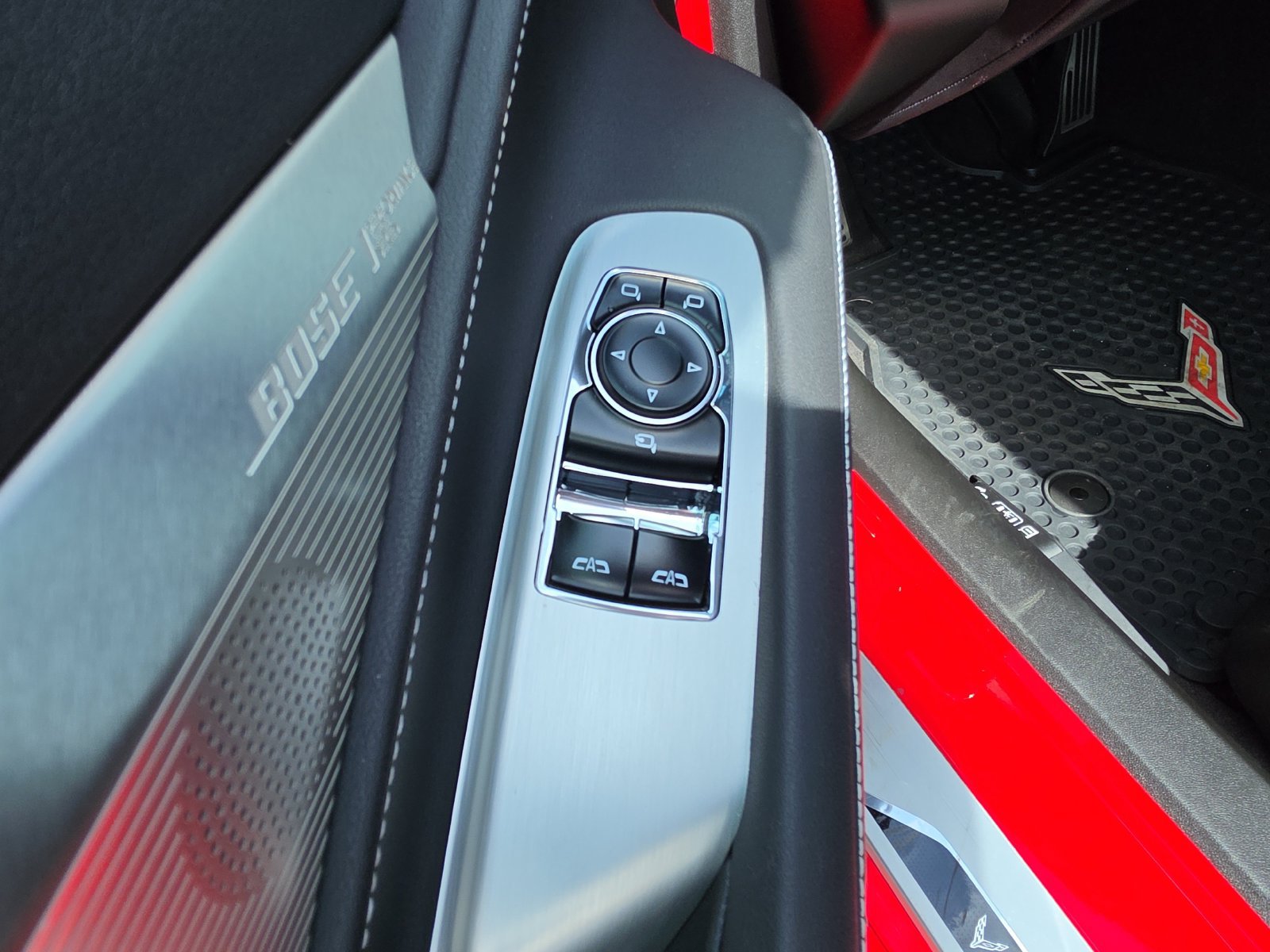Used 2023 Chevrolet Corvette Stingray Preferred Cpe w/ Engine Appearance Package RWD image 11