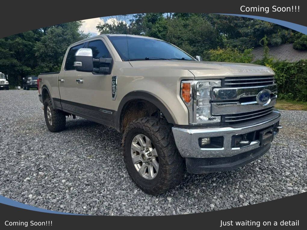 Used 2017 Ford F250 Lariat w/ Chrome Package AWD/4WD image 7