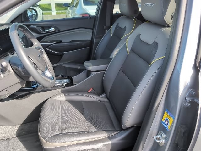 Used 2024 Chevrolet Trax ACTIV w/ Driver Confidence Package FWD image 9