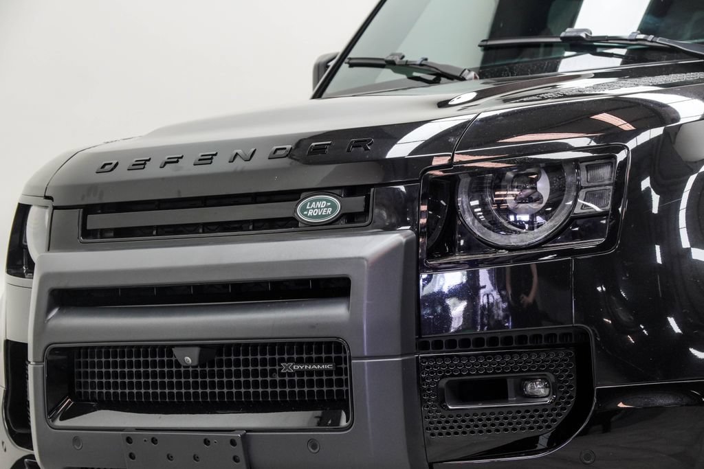 Used 2022 Land Rover Defender 110 X-Dynamic HSE AWD/4WD image 2