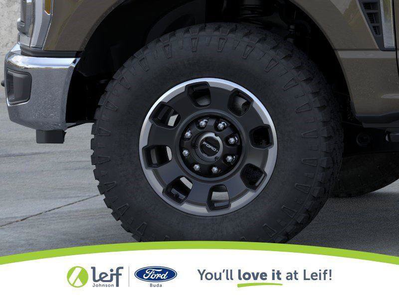 Used 2026 Ford F250 Lariat w/ Tremor Off-Road Package AWD/4WD image 32