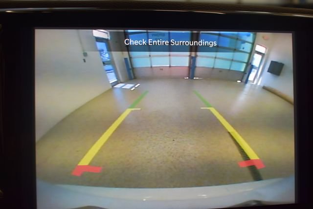 Used 2024 Chrysler Pacifica Touring-L FWD image 8
