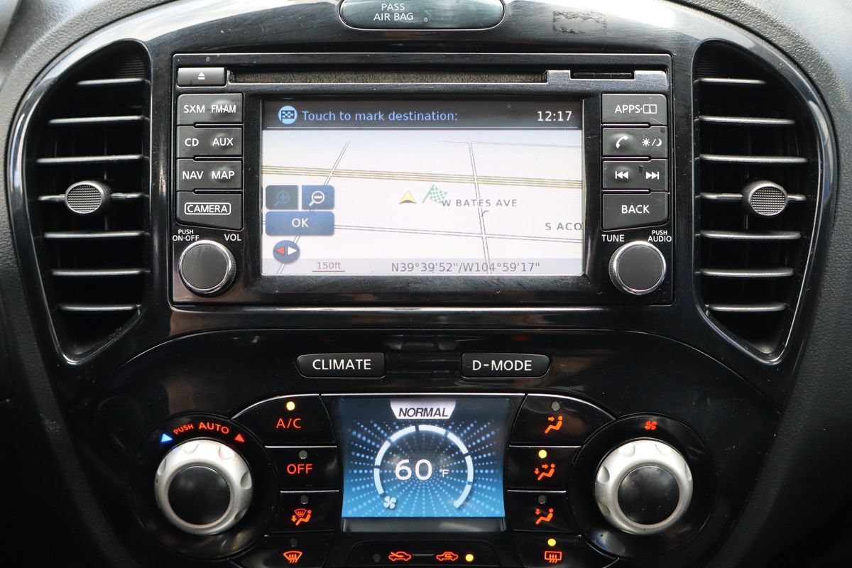 Used 2015 Nissan Juke SV w/ Technology Package AWD/4WD image 18
