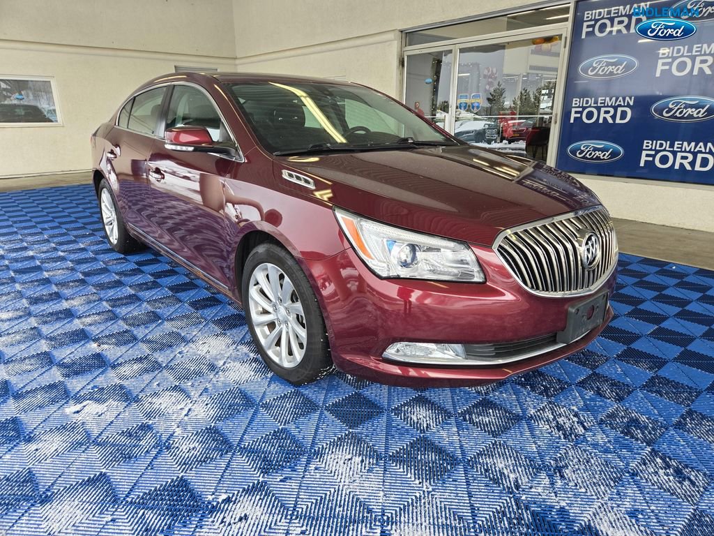 Used 2016 Buick LaCrosse Leather image 1