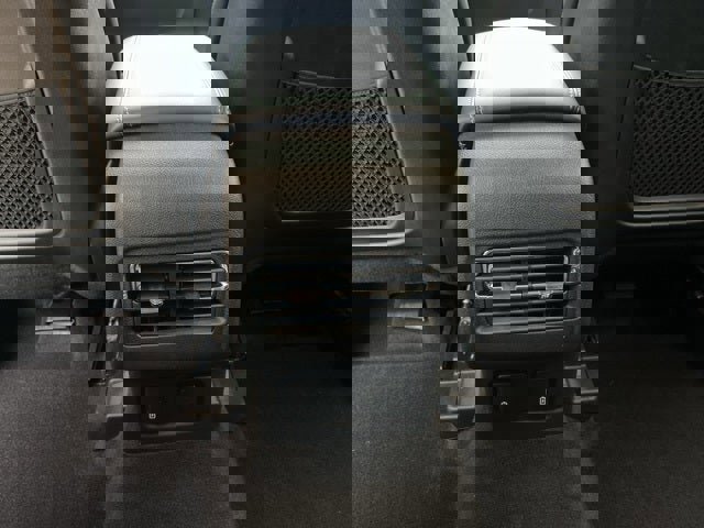 Used 2025 Lincoln Corsair Reserve w/ Towing Package image 16