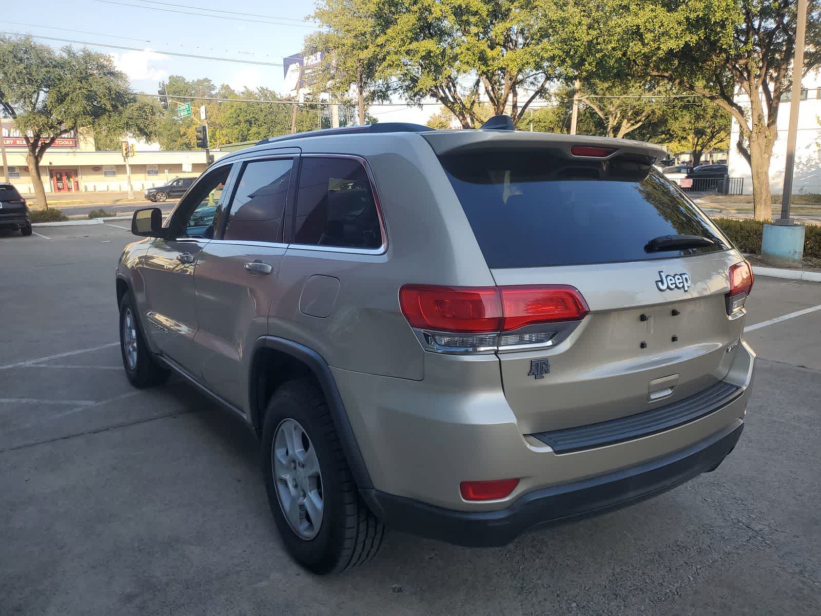 Used 2014 Jeep Grand Cherokee Laredo w/ Quick Order Package 23E RWD image 4