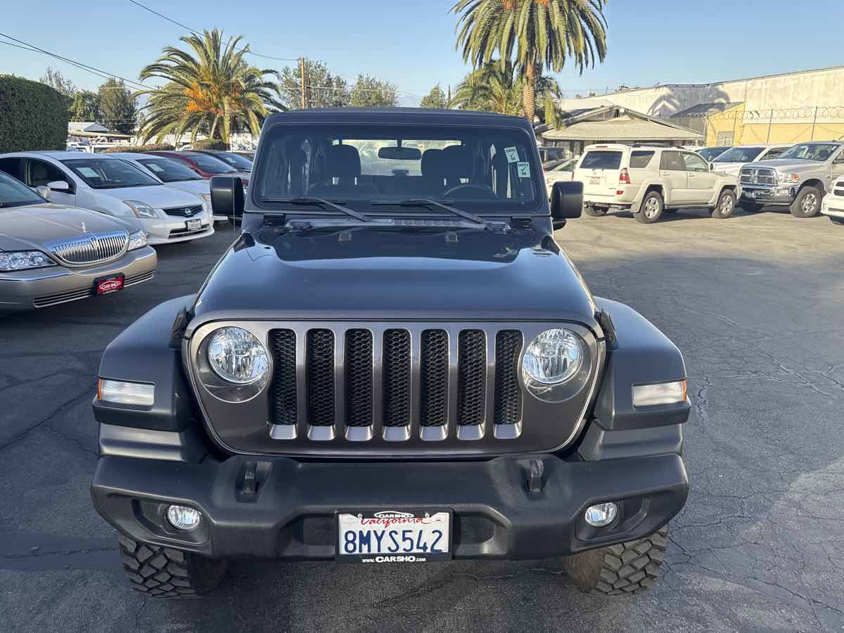 Used 2018 Jeep Wrangler Sport AWD/4WD image 2