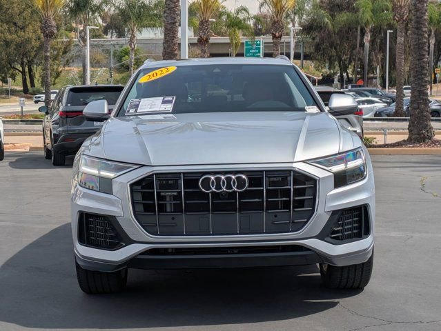 Used 2022 Audi Q8 Premium Plus image 2