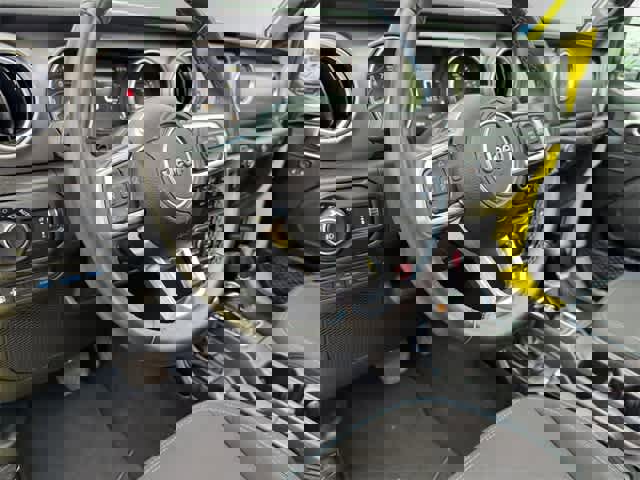 Certified 2023 Jeep Wrangler Unlimited Rubicon 4xe w/ Cold Weather Group image 11