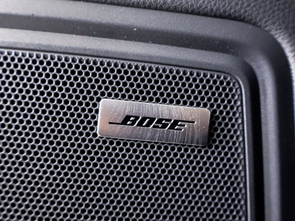 Certified 2024 Porsche Macan w/ Premium Plus Package image 23